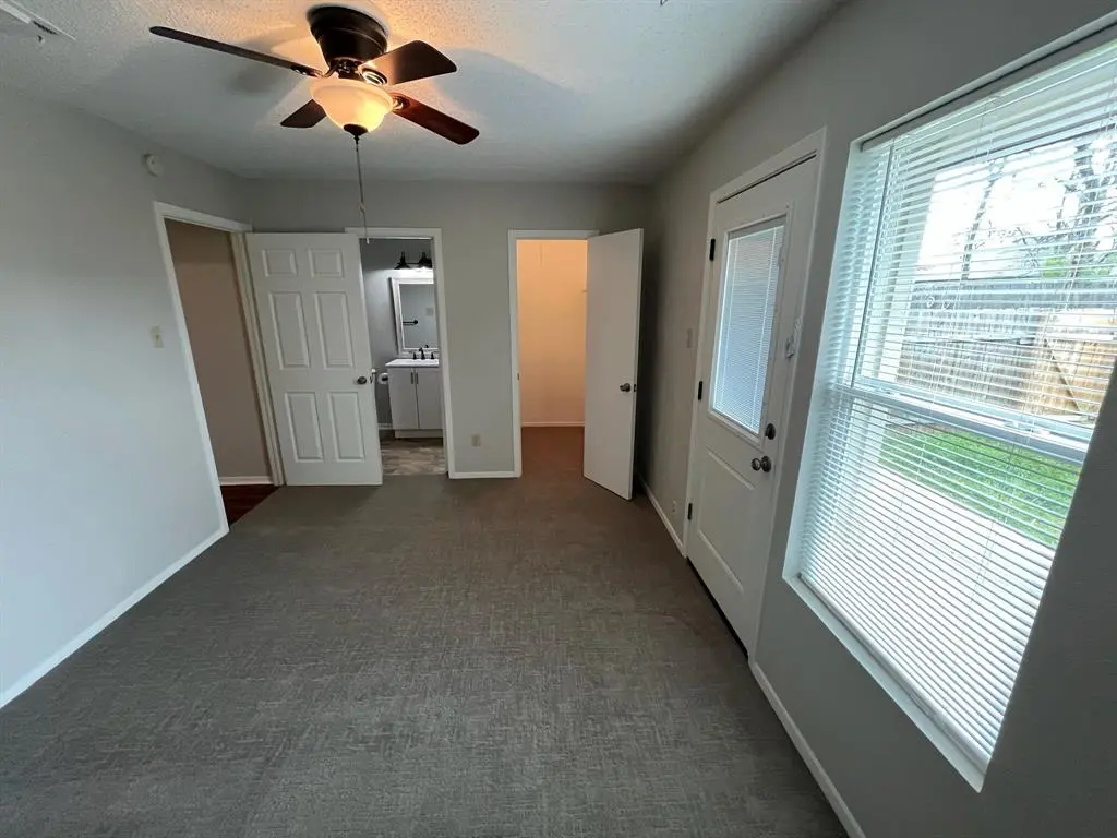 4919 Lovell Avenue #4919, Fort Worth, TX 76107