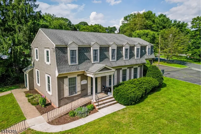 122 W Main, Clinton Town, NJ 08809