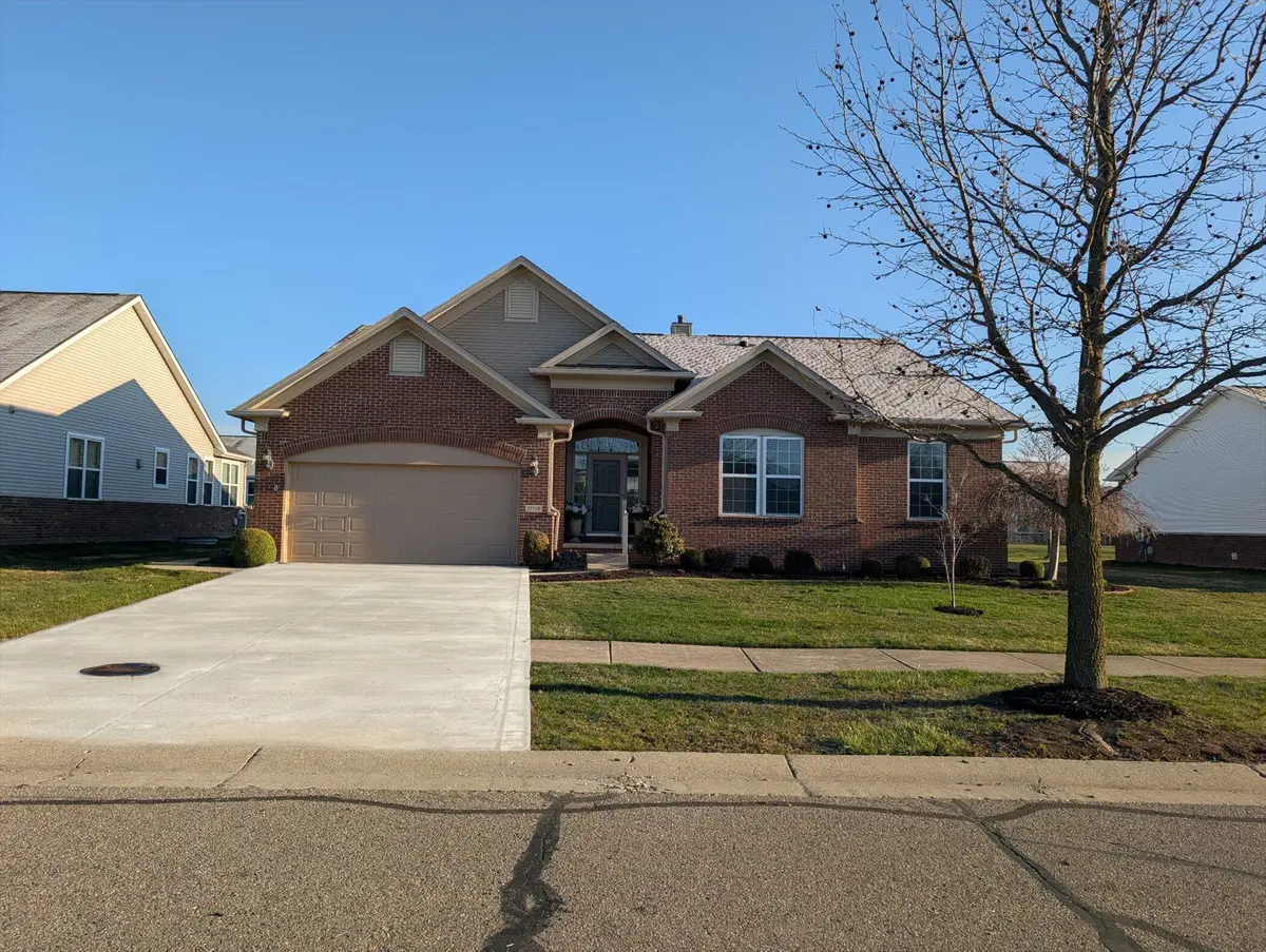 27118 Walloon WAY, Brownstown Twp, MI 48134
