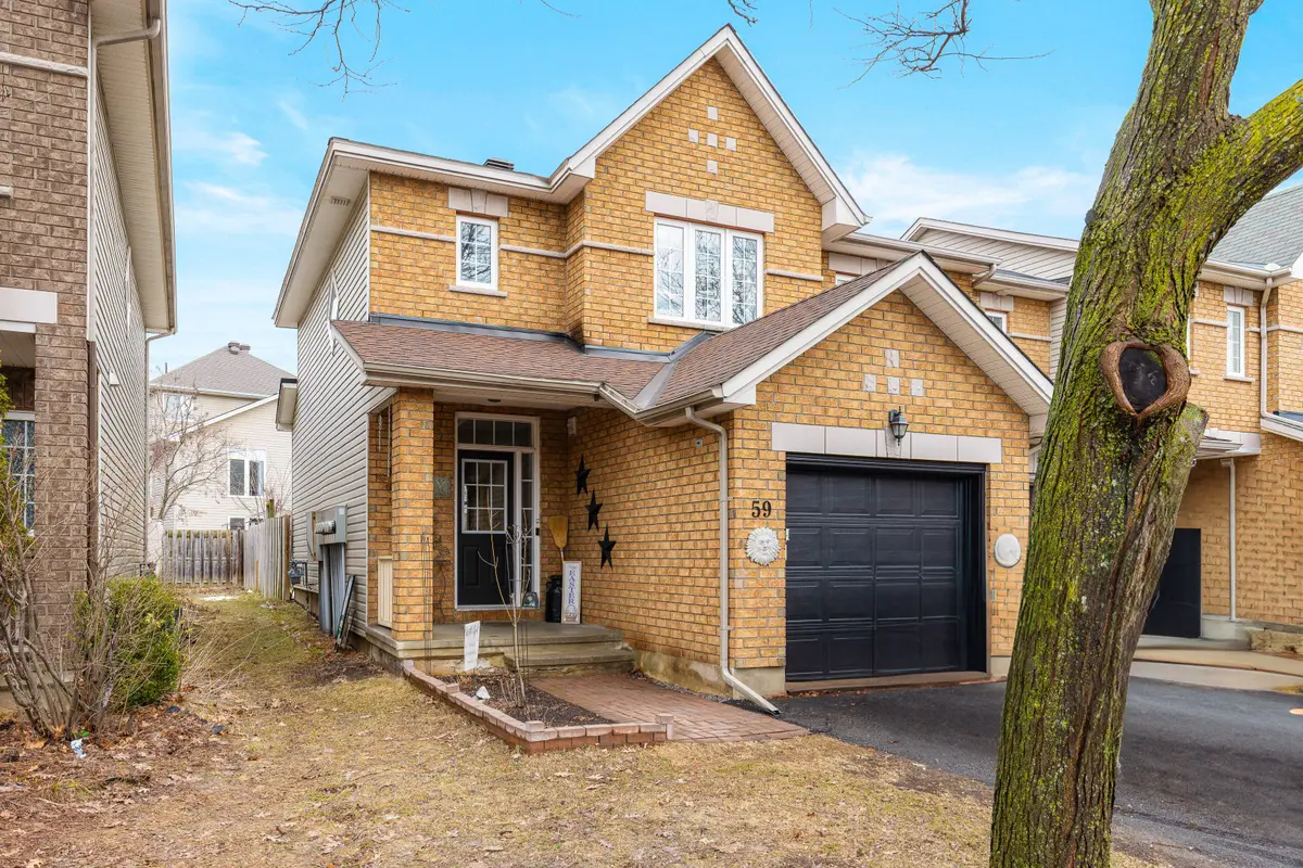 59 Saddlesmith CIR, Kanata, ON K2M 2Y9