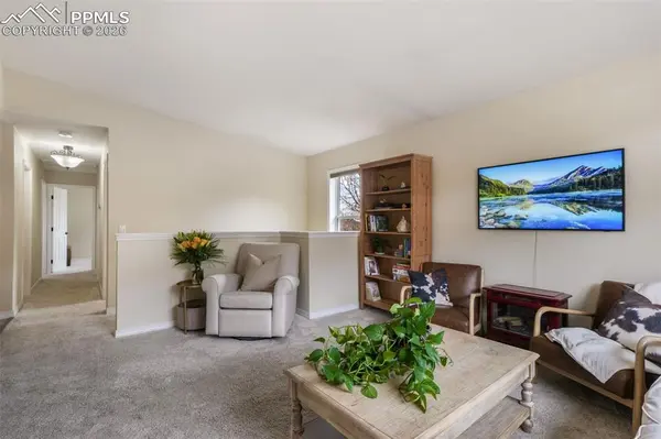 223 Upper Glenway, Palmer Lake, CO 80133