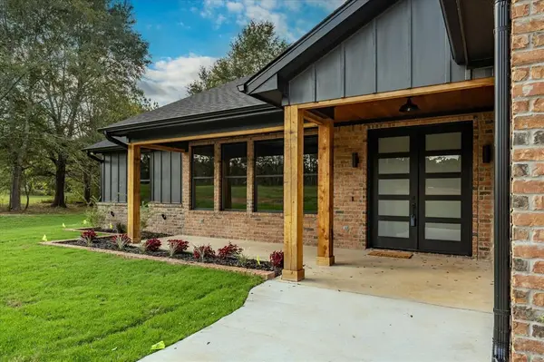 5055 County Road 3802, Bullard, TX 75757