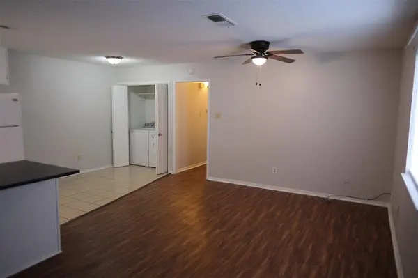 4919 Lovell Avenue #4919, Fort Worth, TX 76107