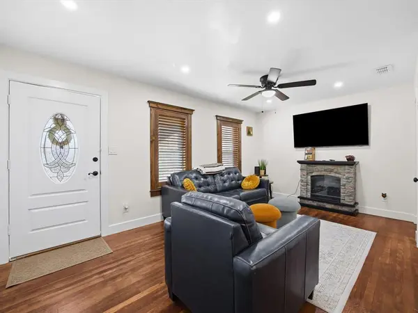 1400 Bennett Drive, Arlington, TX 76013