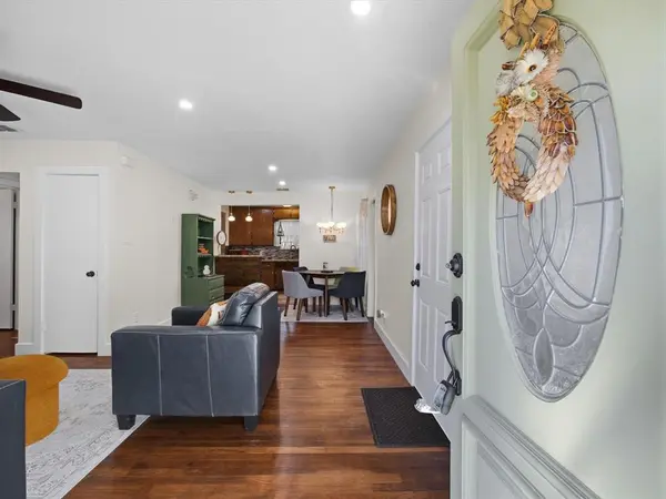 1400 Bennett Drive, Arlington, TX 76013