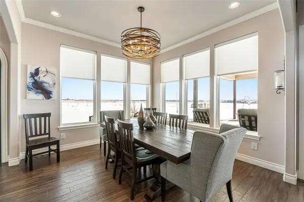 2790 W FM 922 Road, Valley View, TX 76272