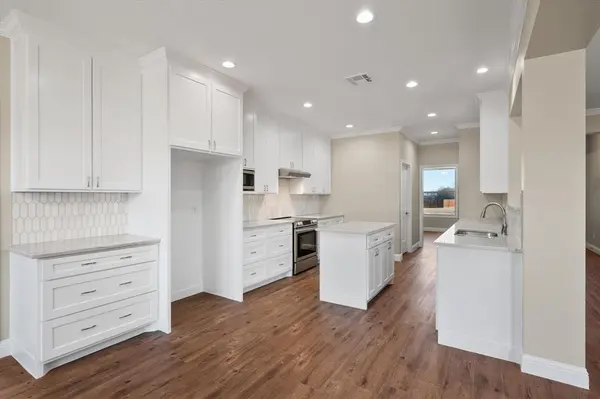 309 Fairway Parks Drive, Corsicana, TX 75110