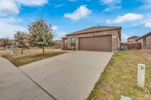 144 Creek Terrace Drive, Saginaw, TX 76179