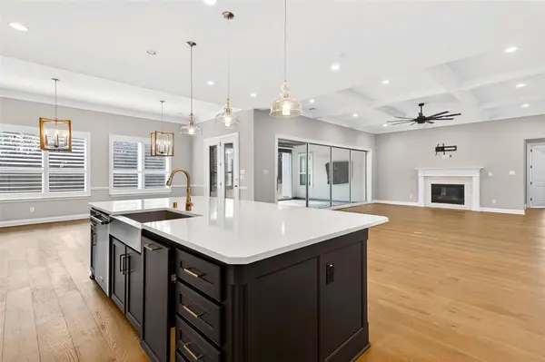 2105 Foxborough Trail, Flower Mound, TX 75028