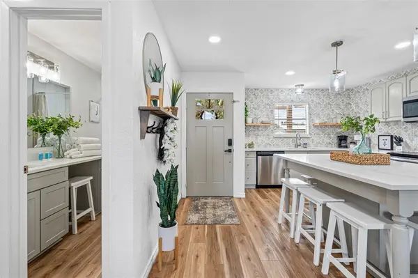 4603 Rendezvous Court, Granbury, TX 76049