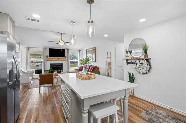 4603 Rendezvous Court, Granbury, TX 76049