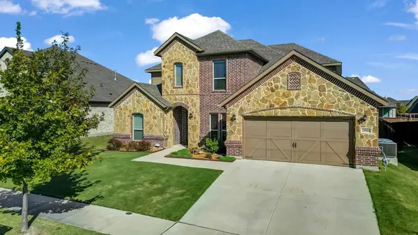 15004 Fleet Hill Road,  Aledo,  TX 76008