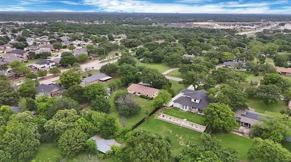1202 Peggy Lane, Kennedale, TX 76060
