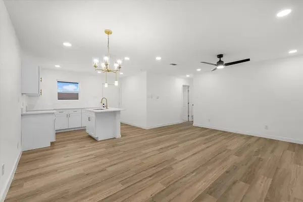 6415 Cinnamon Oaks Drive, Dallas, TX 75241