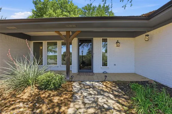 6406 Lansdowne Court, Granbury, TX 76049