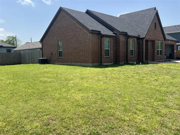 2305 Bourland Street, Greenville, TX 75401