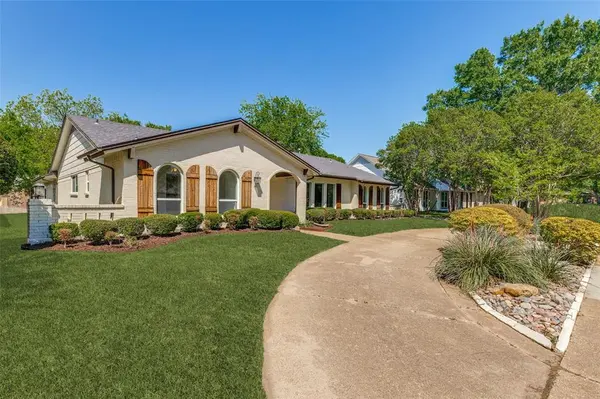 2709 Melrose Drive, Plano, TX 75075