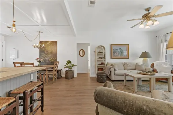 605 Meadow Lane, Roanoke, TX 76262