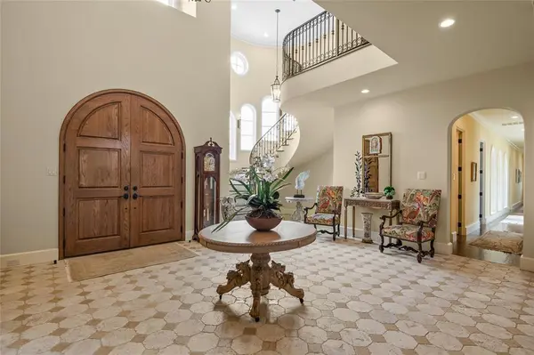 4101 Howard Road, Waxahachie, TX 75165