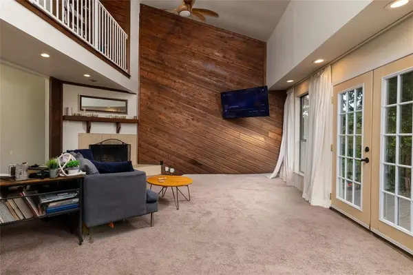 821 Cherlynne Drive, Cedar Hill, TX 75104