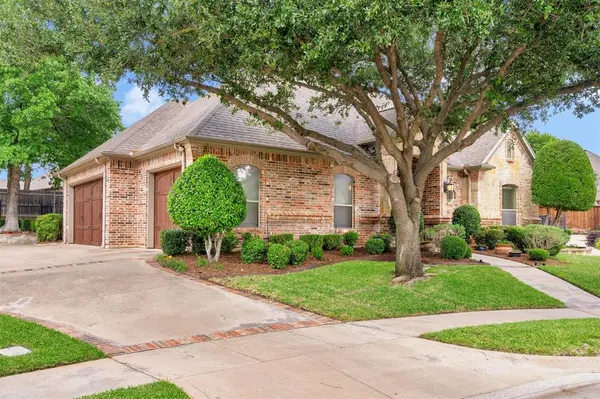 8120 Belmont Court, North Richland Hills, TX 76182