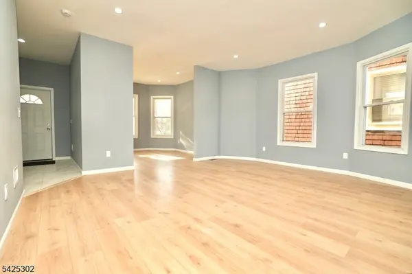 678 Highland Ave, Newark City, NJ 07104