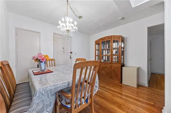 40 East 43rd ST #4H, Brooklyn, NY 11203