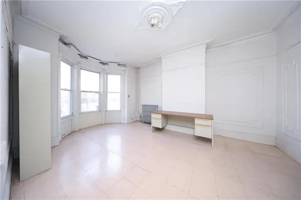 445 52nd ST, Brooklyn, NY 11220