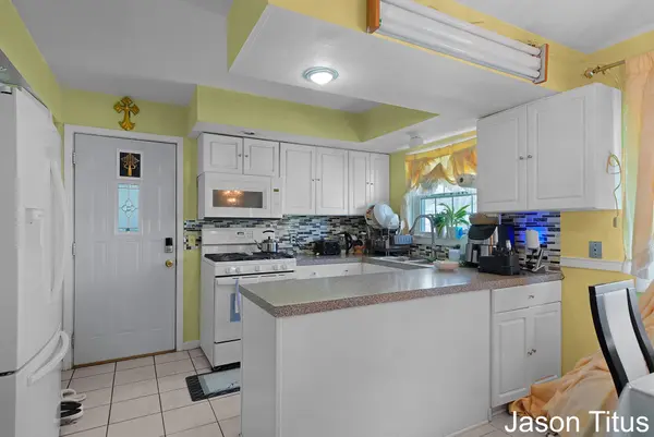 1696 Ball AVE NE, City Of Grand Rapids, MI 49505