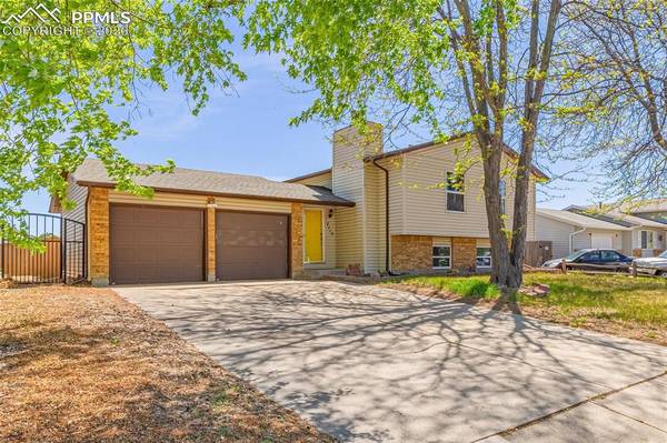 7115 Grand Valley DR, Colorado Springs, CO 80911