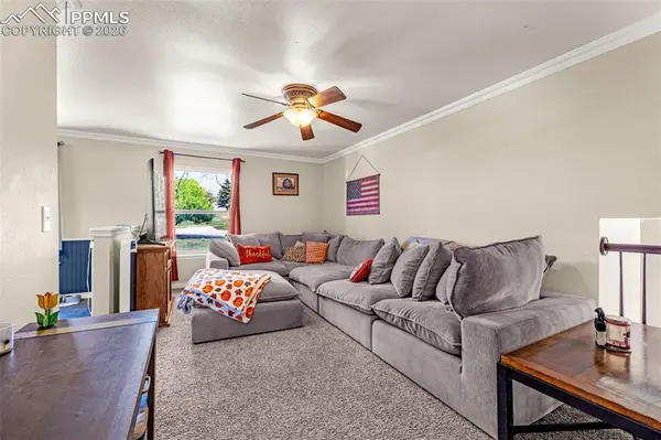 7115 Grand Valley DR, Colorado Springs, CO 80911