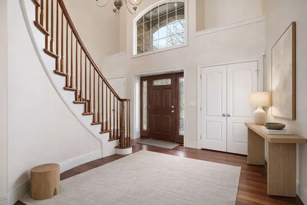 4915 Stockbridge DR, Royalton Twp, MI 49085