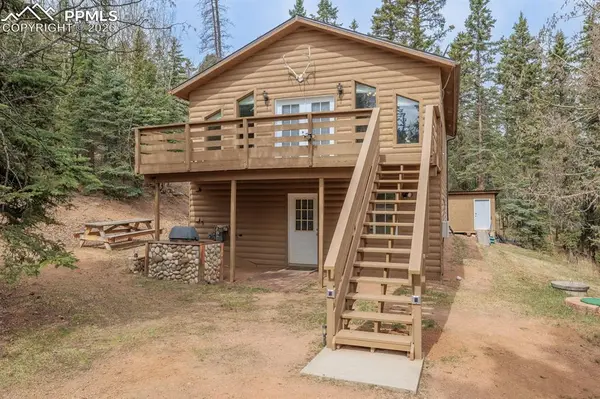 37 Silbani LN, Florissant, CO 80816