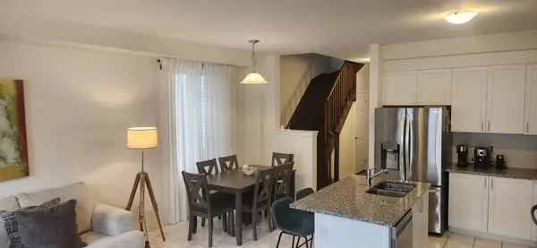 130 Ice Palace CRES, Oshawa, ON L1H 7K4