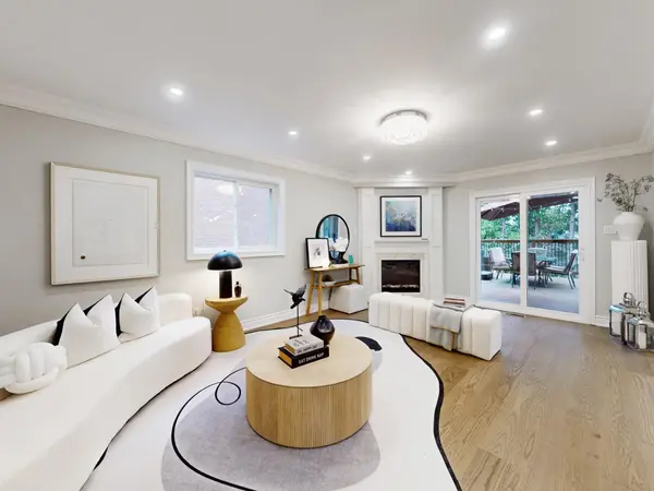 24 Normandy CRES, Richmond Hill, ON L4C 8L8