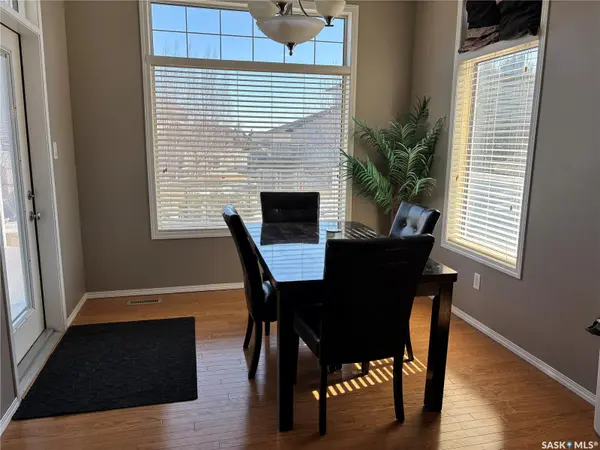 74 Woods CRESCENT, Edenwold Rm No.158, SK S4L 1C5