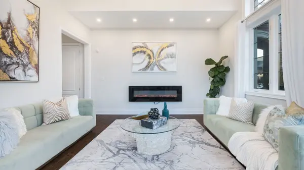 29 Chiming RD, Brampton, ON L6P 4E1