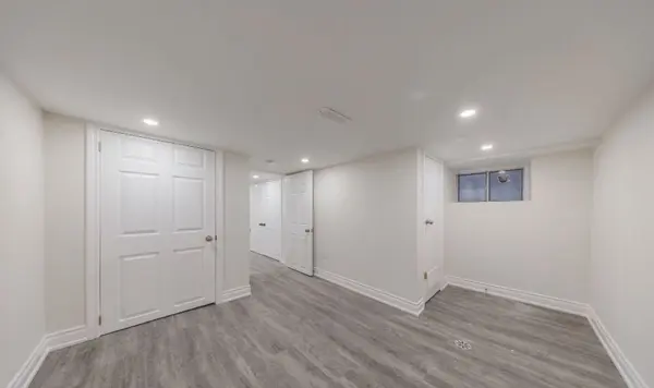 185 Laughton AVE #Bsmt, Toronto W03, ON M6N 2X6