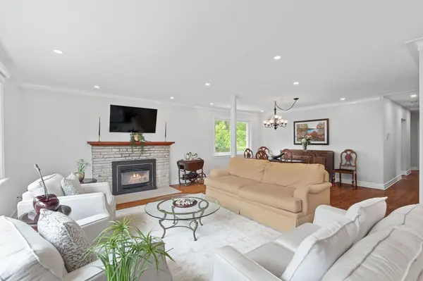 249 Faircrest RD, Alta Vista And Area, ON K1H 5C9