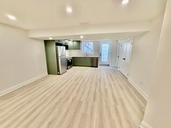 1040 EAGLETRACE DR, London North, ON N6G 0S5