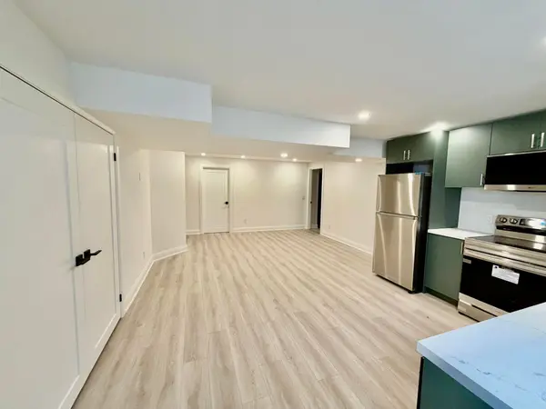 1040 EAGLETRACE DR, London North, ON N6G 0S5