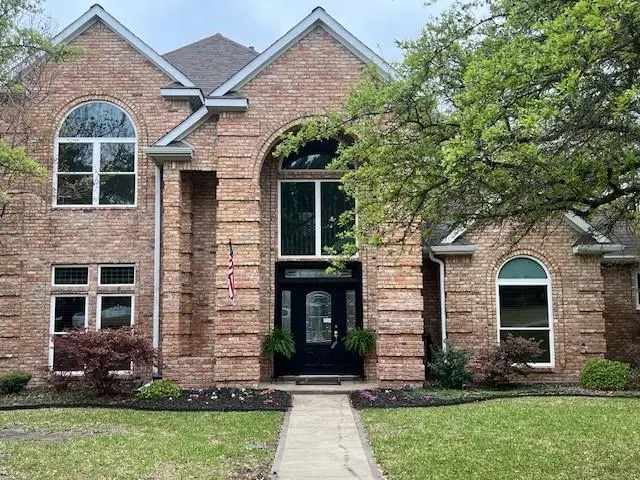 820 Windlake Circle, Heath, TX 75032