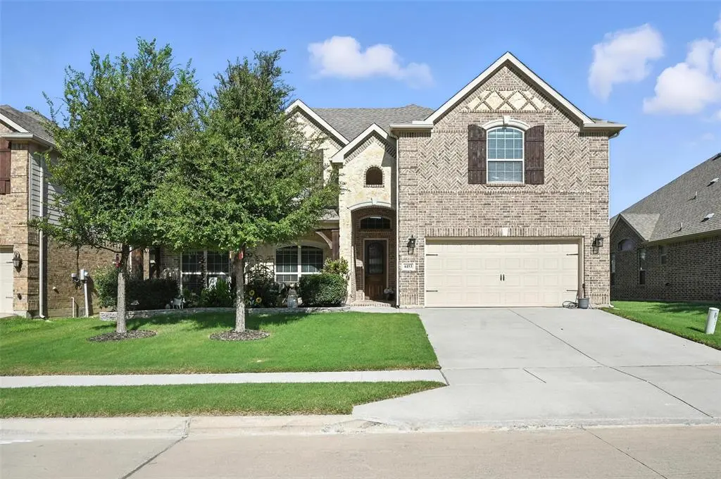6153 Gibbons Creek Street, Fort Worth, TX 76179