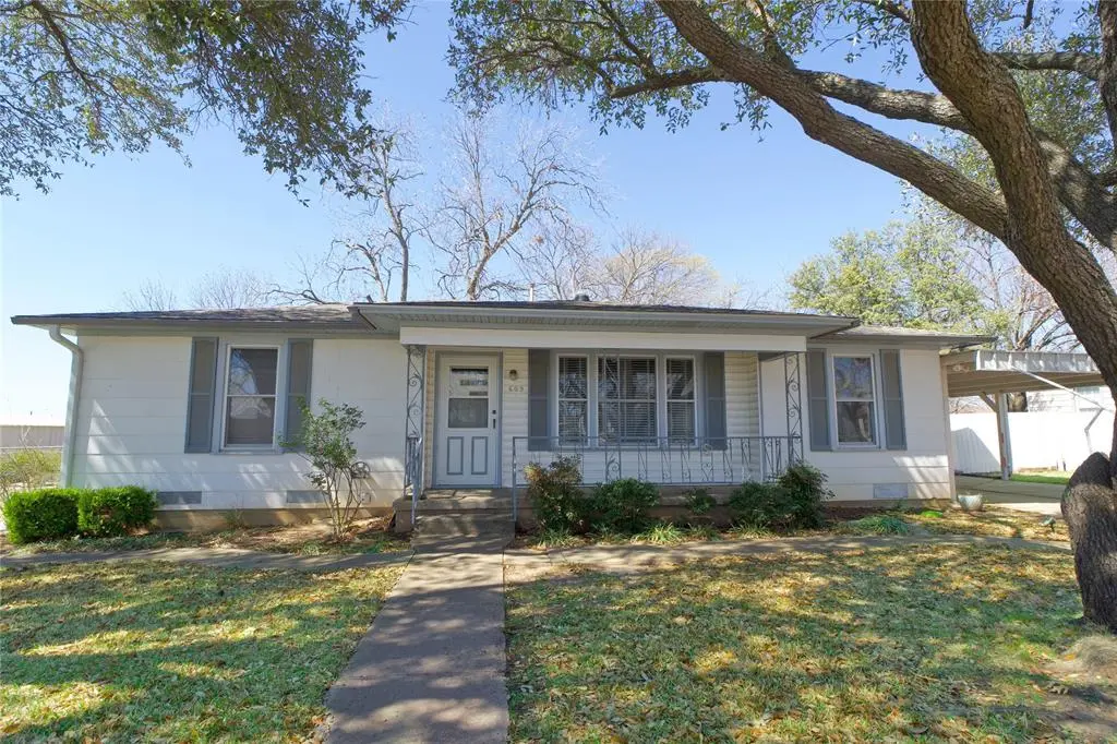 609 Cedar Street, Muenster, TX 76252