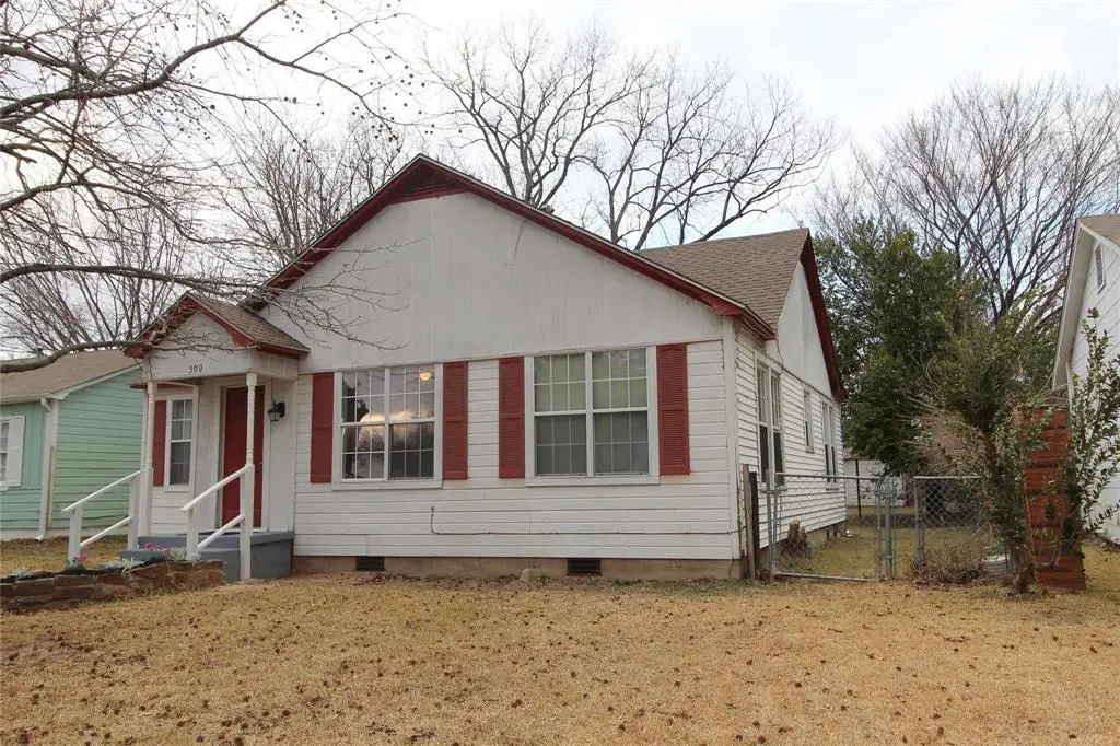 509 W Bullock Street, Denison, TX 75020