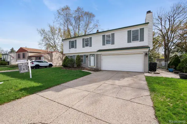 12800 S Daily DR W, Sterling Heights, MI 48313