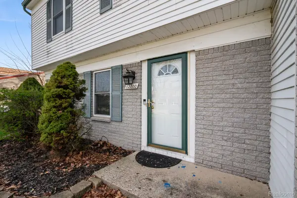 12800 S Daily DR W, Sterling Heights, MI 48313