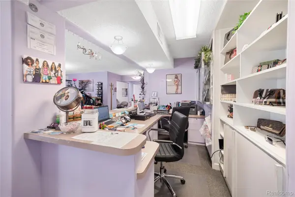 4680 Dixie HWY, Waterford Charter Township, MI 48329