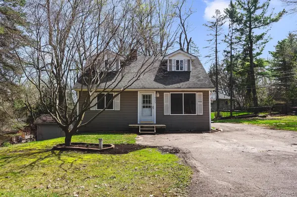 4773 Algonquin BLVD, Independence Charter Township, MI 48348