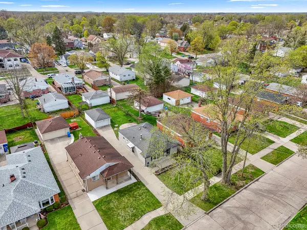 6151 Robindale AVE, Dearborn Heights, MI 48127